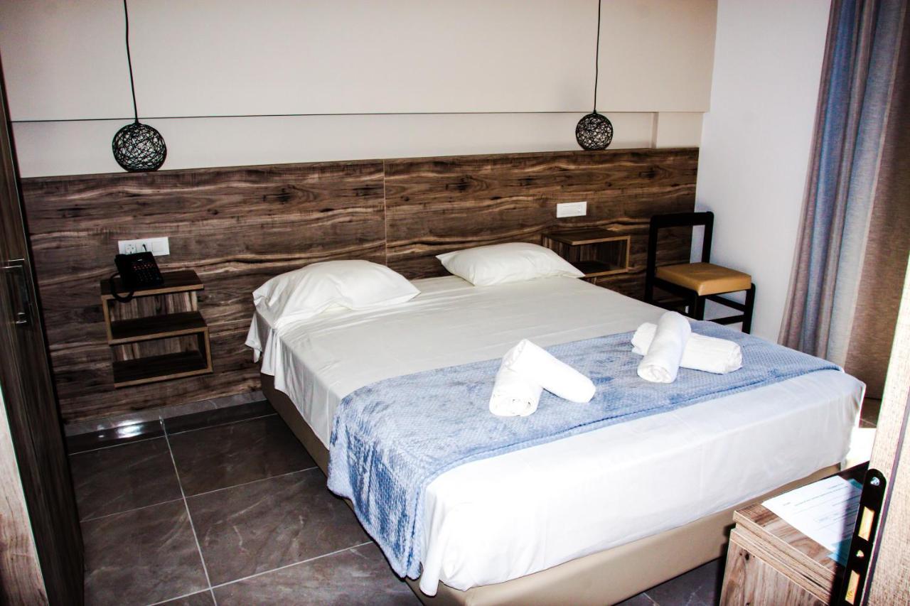 Sunshine Hotel Tigaki Eksteriør billede